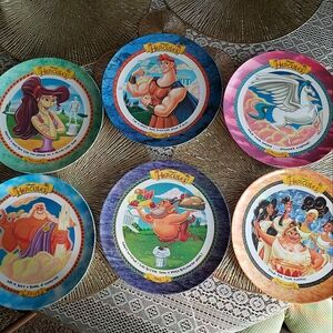 Complete set of vintage Hercules melamine plates